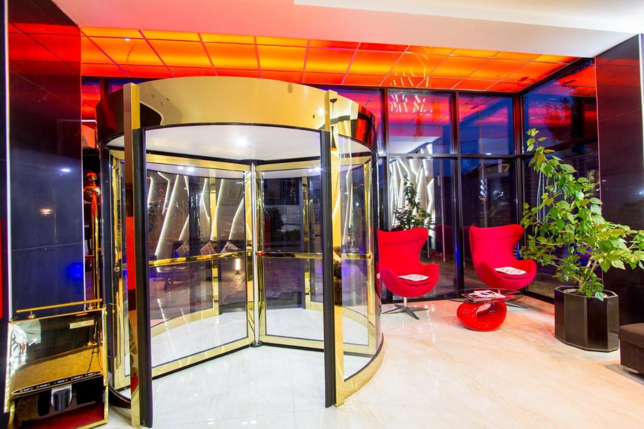 Hotel Bridges Bishkek Esterno foto
