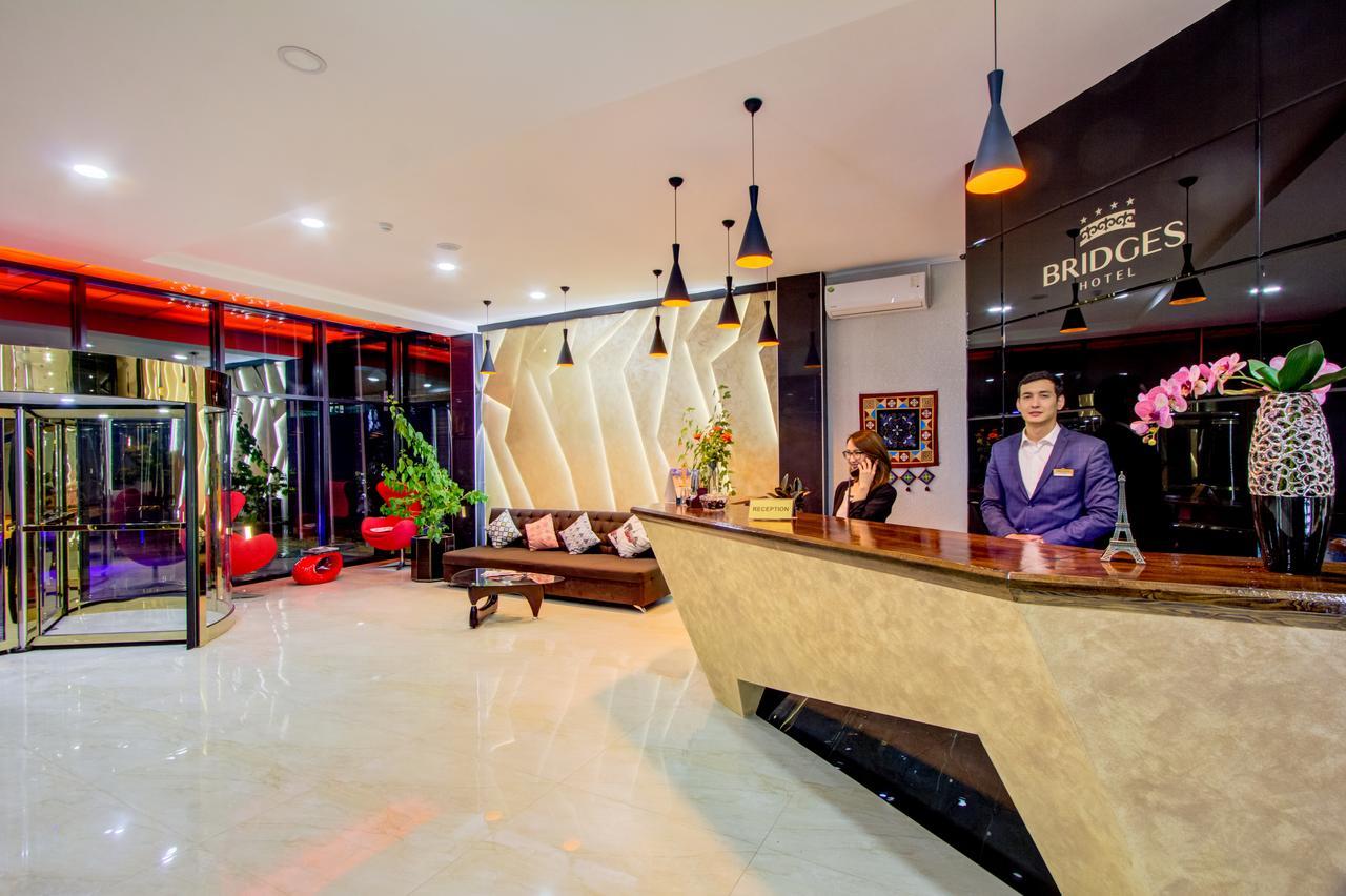 Hotel Bridges Bishkek Esterno foto