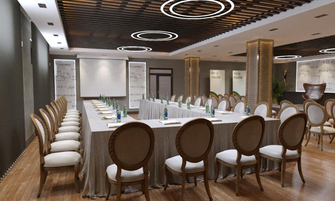 Hotel Bridges Bishkek Esterno foto